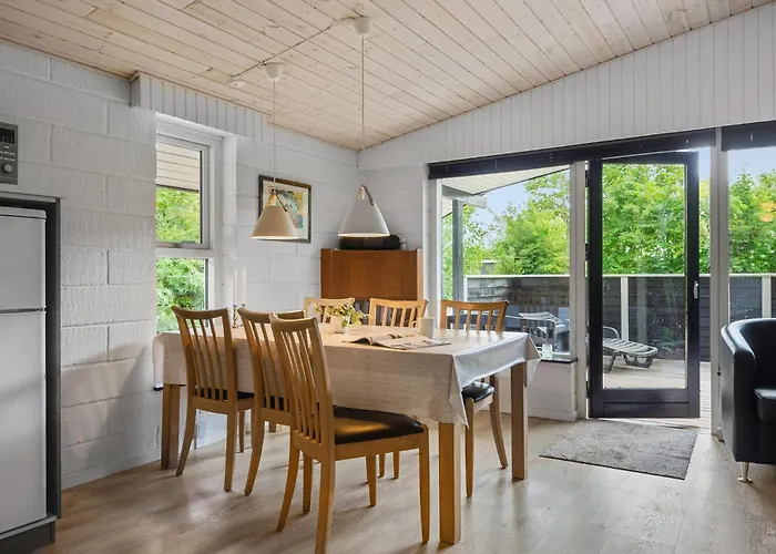 Lovely In With Sauna Hébergement de vacances