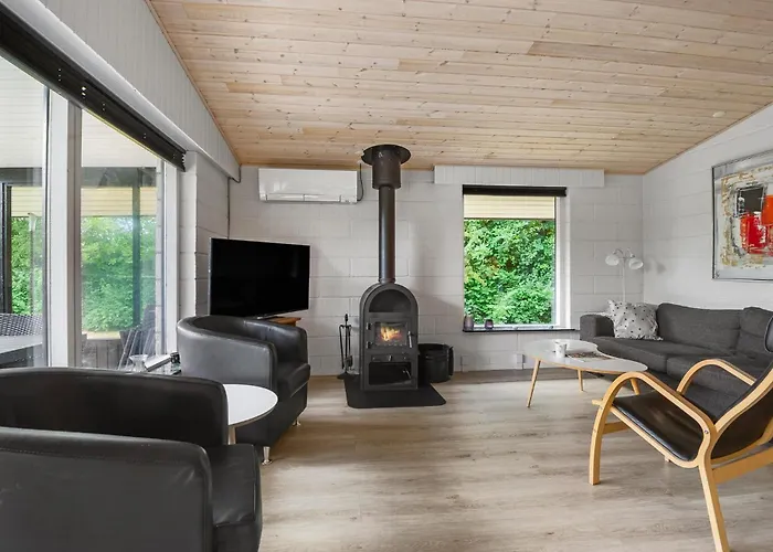 Lovely In With Sauna Hébergement de vacances *